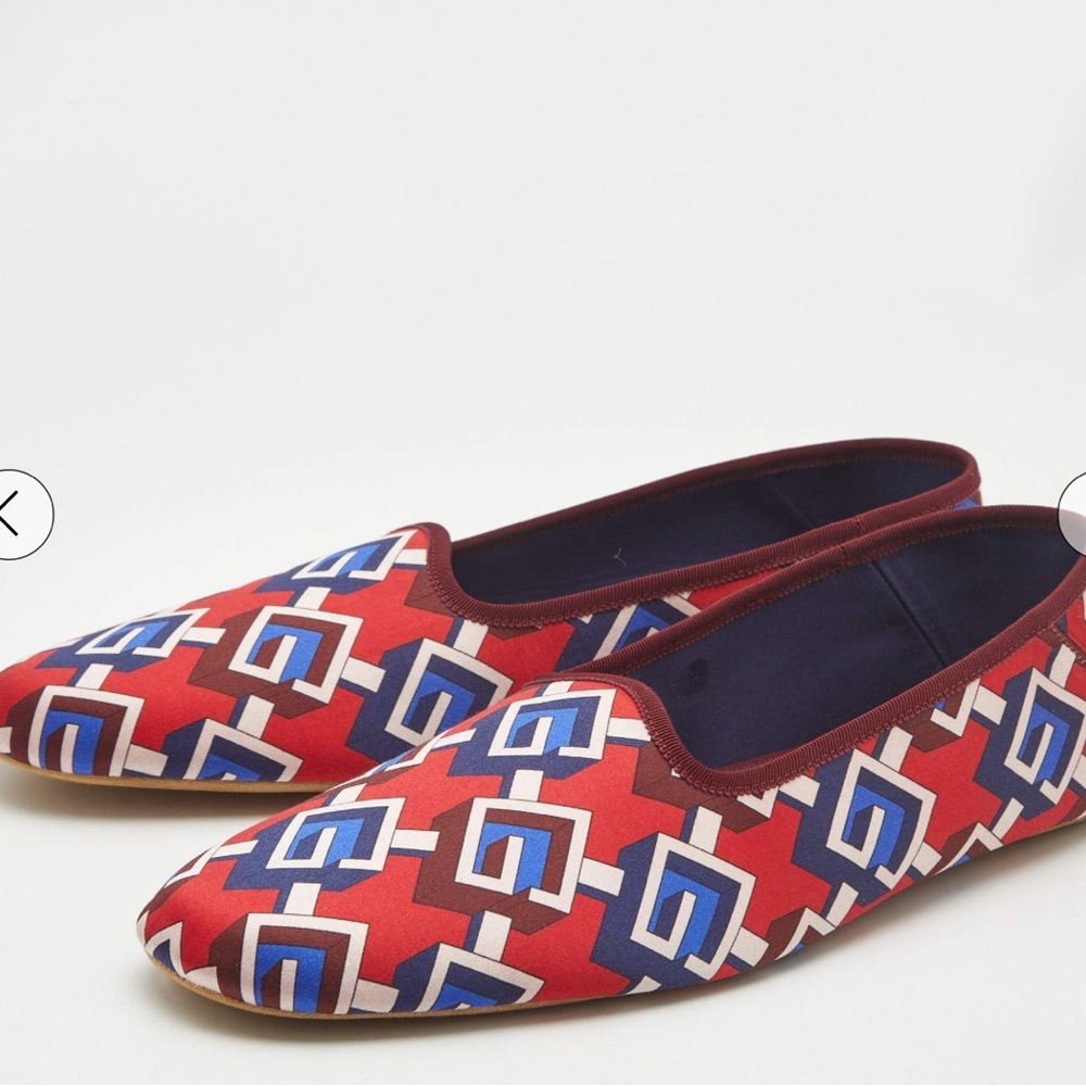 Gucci Red Satin Voyage Geometric G Print Slippers NEW in Box SZ 16 - Picture 4 of 12